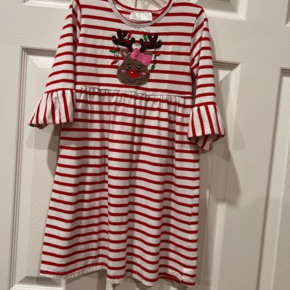 Adorable Rudolph the red nosed reindeer striped dress, ruffle sleeve, girls 5 - Picture 2 of 7